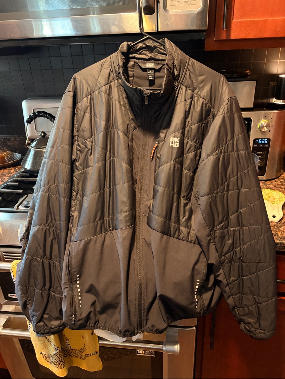 Duluth Trading Co Alaskan Hard Gear Black Performance Quilted Jacket